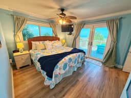 2BR Oceanfront Townhouse w/ private beach access - Image 3
